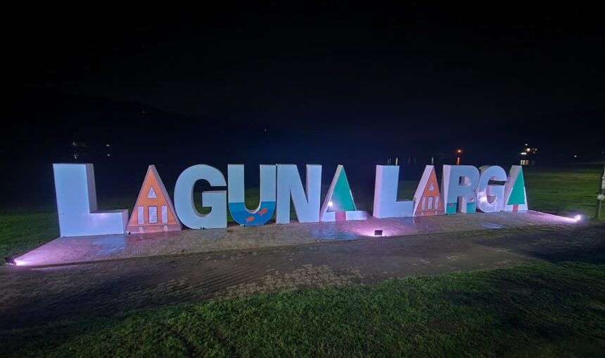 Laguna Larga de Los Azufres